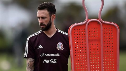 Layún causa baja de la Selección Mexicana