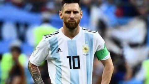 Messi llega a Argentina para preparar la Copa América de Brasil