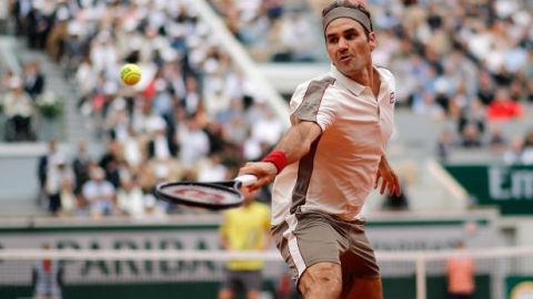 Sin apuros, Federer se mete a la tercera ronda de París