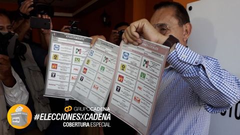 Enrique Acosta emite su voto a favor del PRI