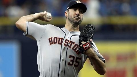 Verlander supera a Cy Young en lista de ponches