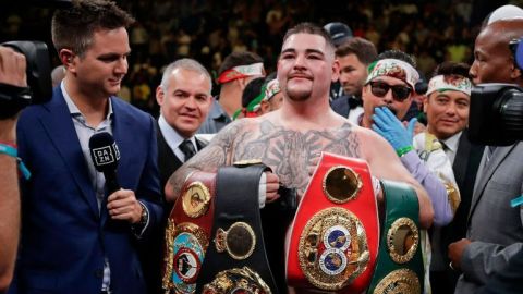 "Canelo" defiende el triunfo de Andy Ruiz ante "incrédulos"