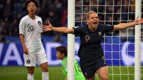 Francia golea a Corea del Sur en la inauguración del Mundial femenil