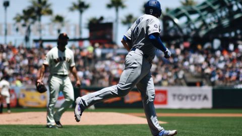 Buehler y Muncy llevan a Dodgers a blanqueada sobre Gigantes