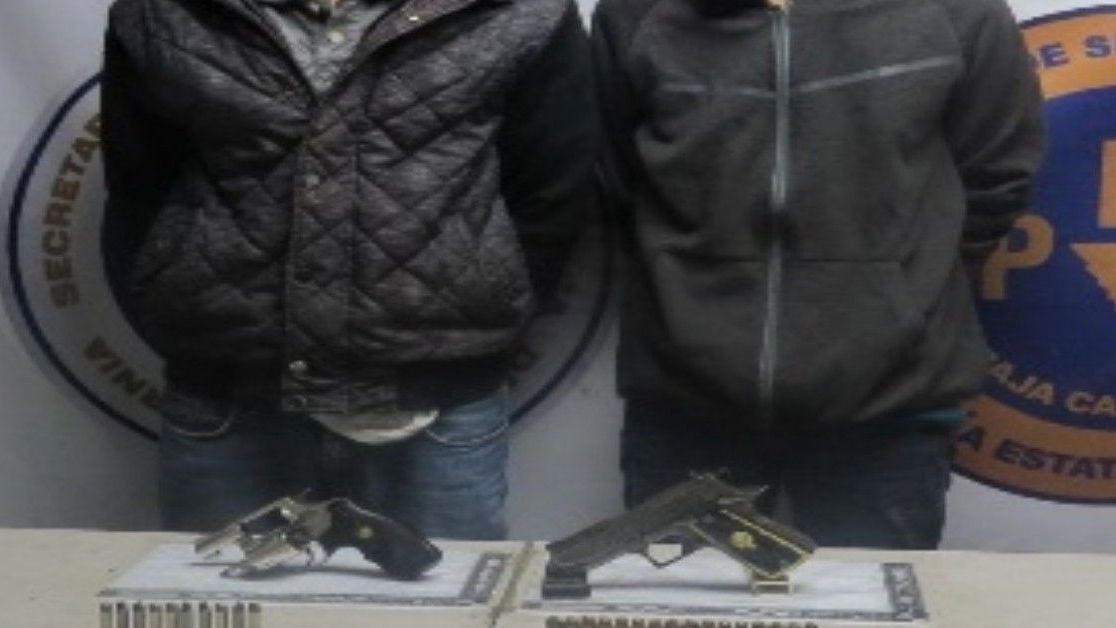 Detenidos en Ensenada con droga y armas
