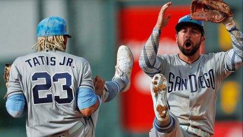 Padres ganan festival ofensivo en histórica serie