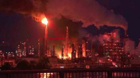 Se produce una explosión e incendio en refinería de Filadelfia