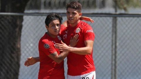 Chivas vence a Leones Negros en amistoso