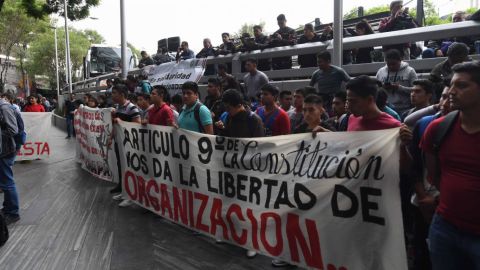 FGR emite decreto para crear Unidad Especial para el caso Ayotzinapa
