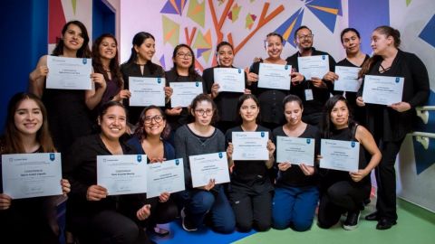 Personal del CRIT recibe capacitación de lengua de señas mexicana