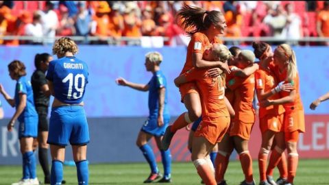 Holanda vence a Italia y pasa a semifinales en Mundial femenino