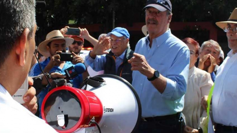 VIDEO: Corren a Vicente Fox de protesta contra AMLO en Guanajuato