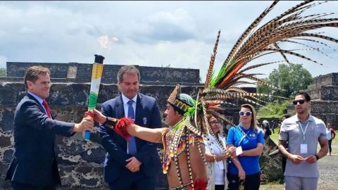 Encienden en México antorcha para Juegos Panamericanos de Lima