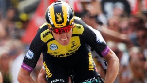 Mike Teunissen, primer líder del Tour de Francia tras ganar el sprint