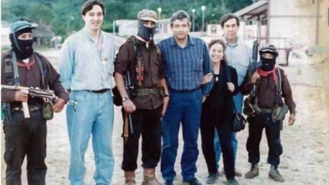 AMLO comparte foto de 1994 donde aparece con el Subcomandante Marcos