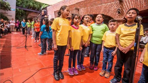 Buscan instituir El Canto a Tijuana en las escuelas públicas municipales