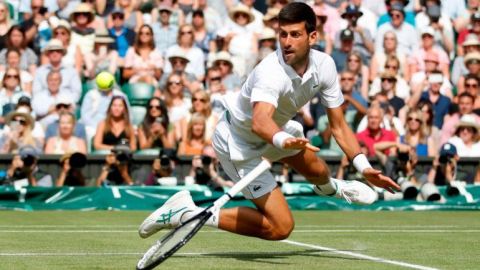 Djokovic vence a Bautista y disputará su sexta final en Wimbledon