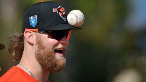 Orioles envían a Andrew Cashner a Medias Rojas