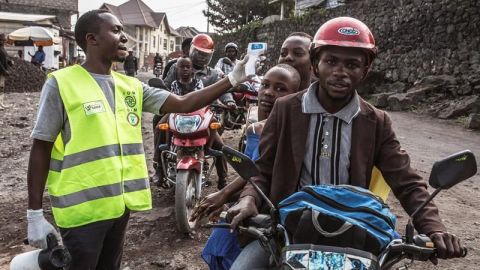 OMS declara el brote de ébola en RDC una emergencia de alcance internacional