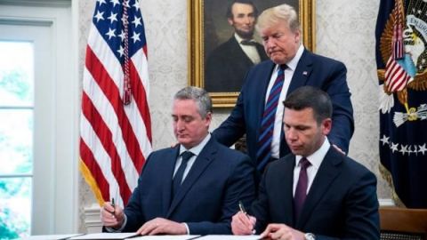 EE.UU. y Guatemala firman un acuerdo que restringirá las peticiones de asilo