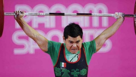 Antonio Vázquez da bronce en levantamiento de pesas