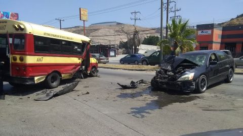 VIDEO: Calafia involucrada en fuerte accidente en bulevar Insurgentes