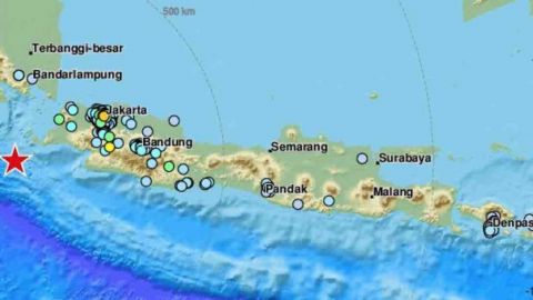 Alerta de tsunami tras un terremoto de 7,4 en Indonesia