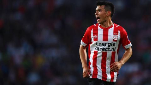 Nápoles contacta al PSV por Hirving Lozano