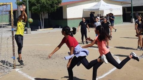 Logran cetros en Final Municipal de Balonmano