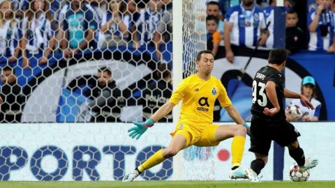 Agustín Marchesín y el Porto eliminados de Champions League
