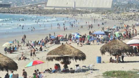 Se esperan días calurosos en la costa de Baja California