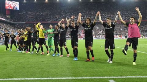 Dortmund, Burnley ganan premio de la UEFA