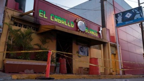 Joven de 15 años roció gasolina en bar "El Caballo Blanco": AMLO