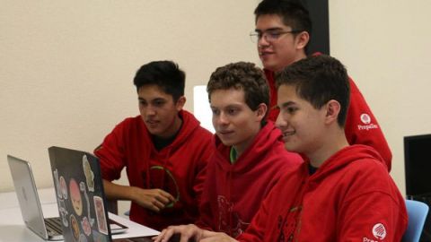 Estudiantes de PrepaTec desarrollan el JARVIS mexicano