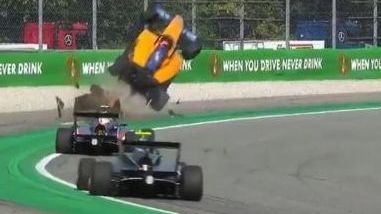 Alex Peroni sufre espectacular accidente en carrera de F3