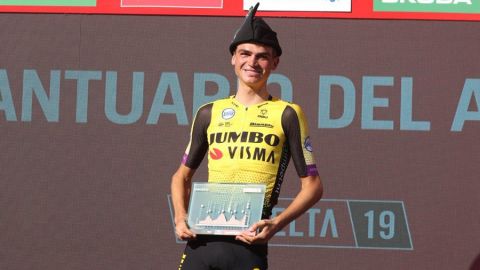 Kuss gana 15ta etapa de la Vuelta; Roglic sigue como líder