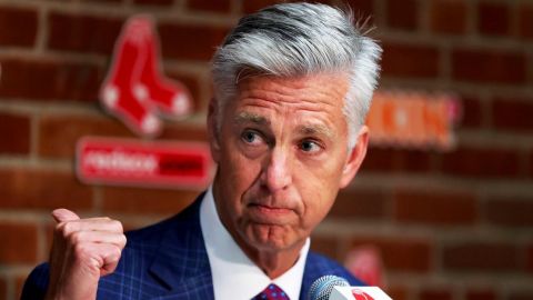 Red Sox despiden a su presidente de béisbol Dombrowski