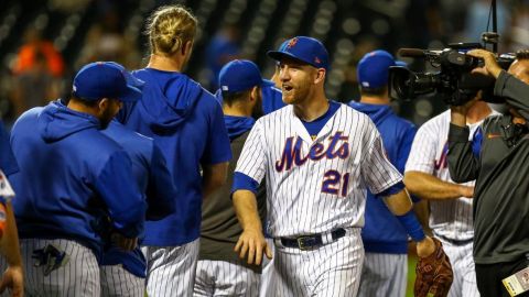 Wilson respalda a Wheeler y Mets superan 3-2 a Diamondbacks