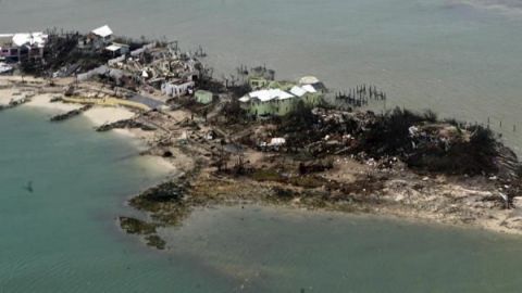 Bahamas reduce a 1.300 los desaparecidos por el huracán Dorian