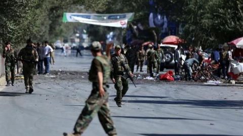 Medio centenar de muertos en ataques talibanes a un mitin y edificio oficial
