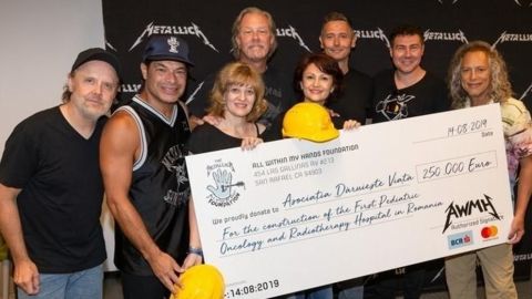 Metallica apoya la construcción de un hospital pediátrico
