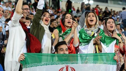 FIFA reitera a Irán que permita acceso de mujeres a estadios