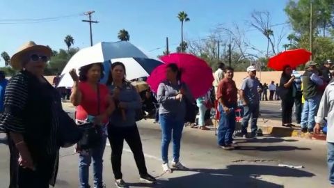 Trabajadores sindicalizados hacen bloqueos