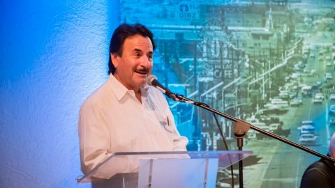 El “Patas” en Washington a gusto mientras en Tijuana marchan por Paz