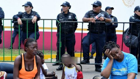 Cubanos y haitianos se suman a protestas de africanos en Chiapas