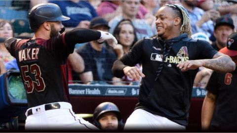 Walker pega grand slam; Diamondbacks se imponen