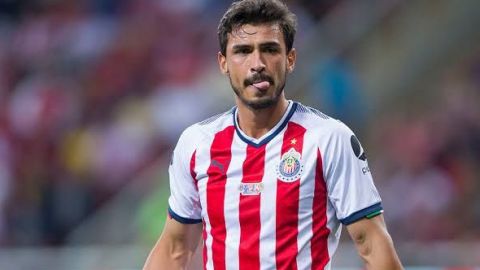 Alanís pide unión en Chivas