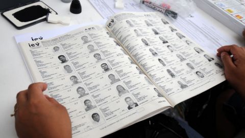 Morena mantiene en secreto su padrón de electores en proceso interno