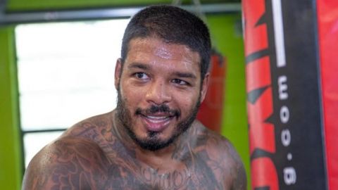 Tyrone Spong dio positivo en doping y se cae su pleito con Usyk