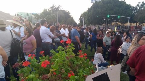 Maestros reclaman pago en Tijuana